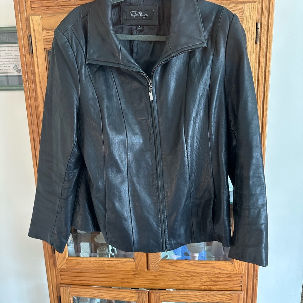 Taylor Marcs Vintage Women's Black Leather Jacket